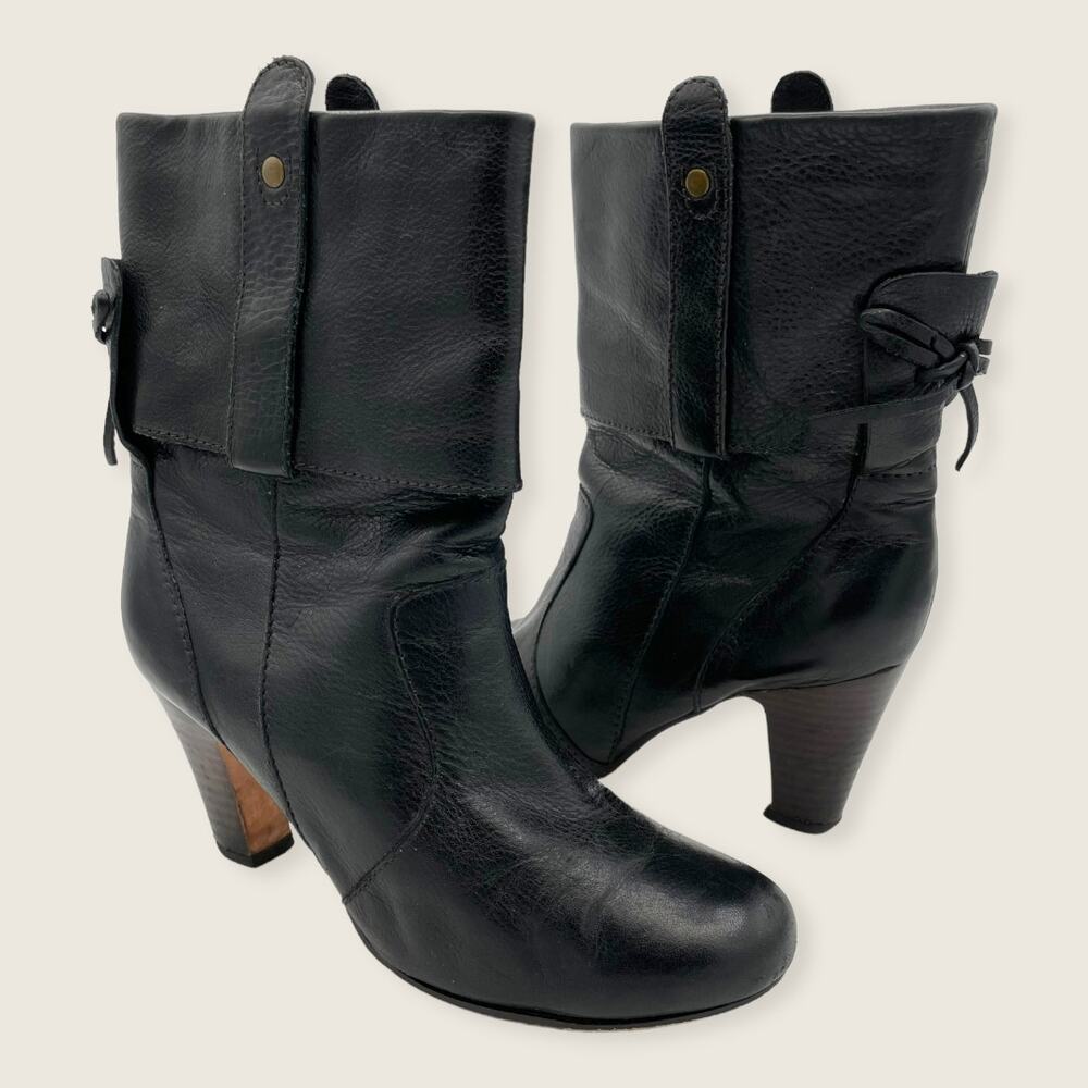 Dolce Vita Black Leather Bow Faux Fold Over 3" Stacked Heel Ankle Boots 6.5